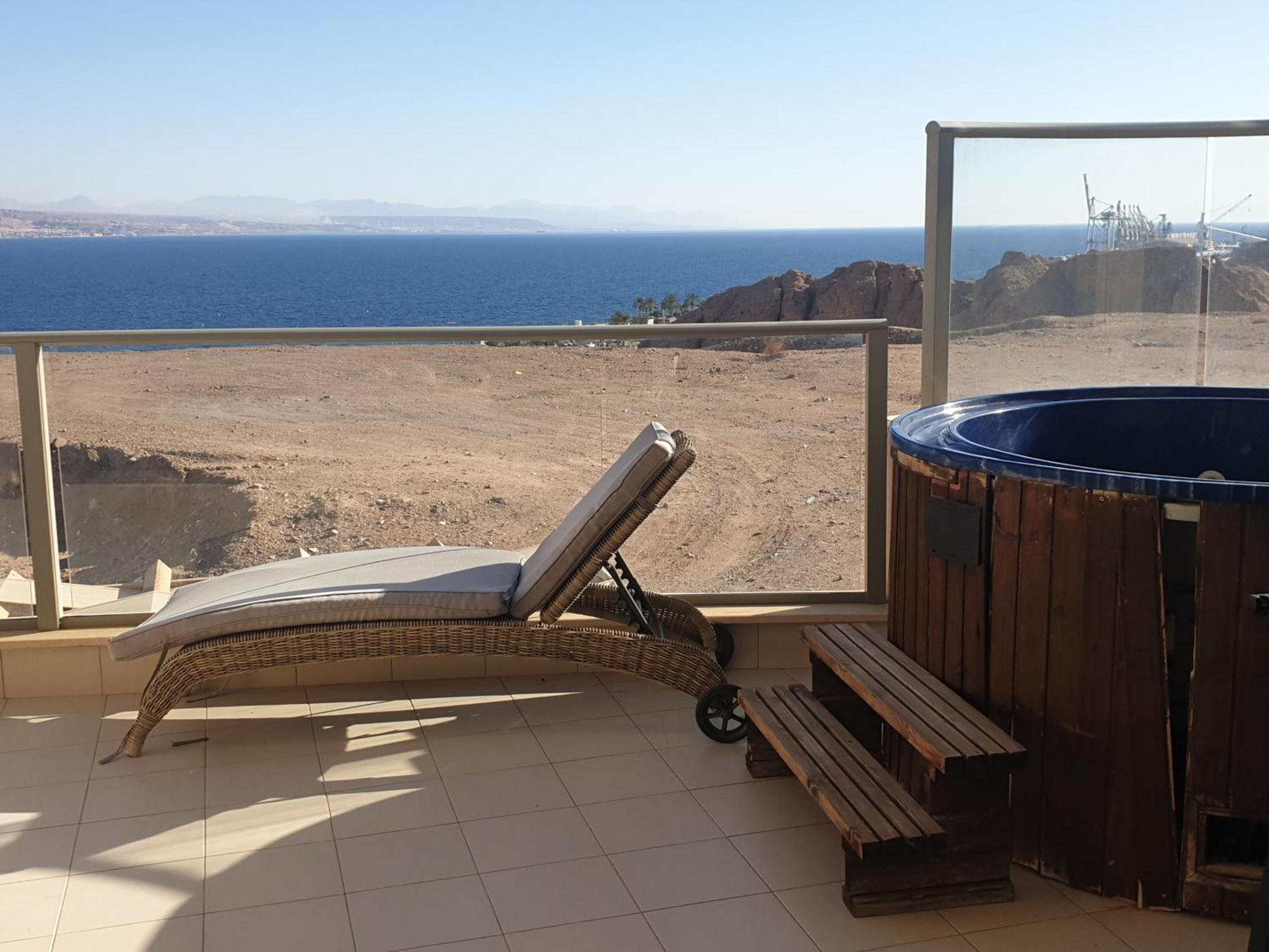 Top-Luxury Exclusive Аpt With Jacuzzi In Front Of The Sea Eilat Dış mekan fotoğraf